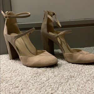 BCBG two tone heels